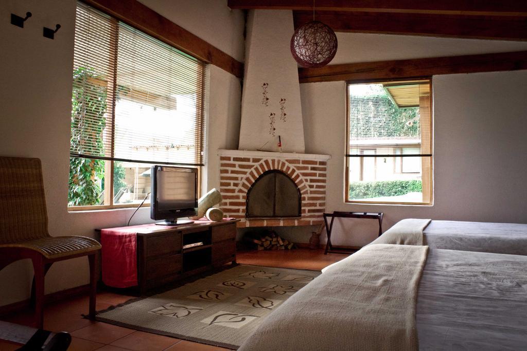La Joya Del Viento Bed & Breakfast Valle de Bravo Rom bilde